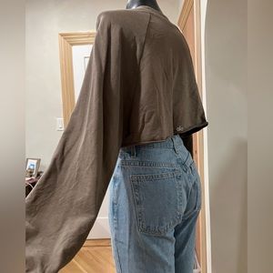 Alo Crew Neck Cropped Sweatshirt